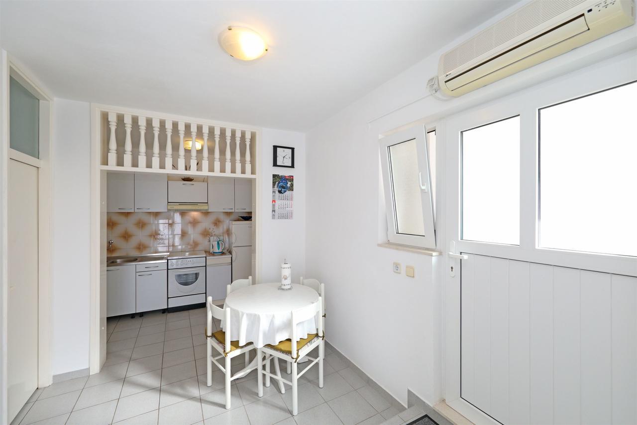 Apartments Danica Tisno Extérieur photo
