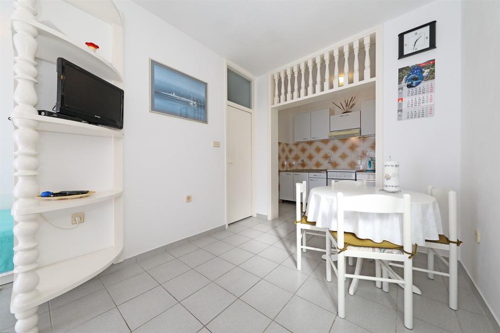 Apartments Danica Tisno Extérieur photo